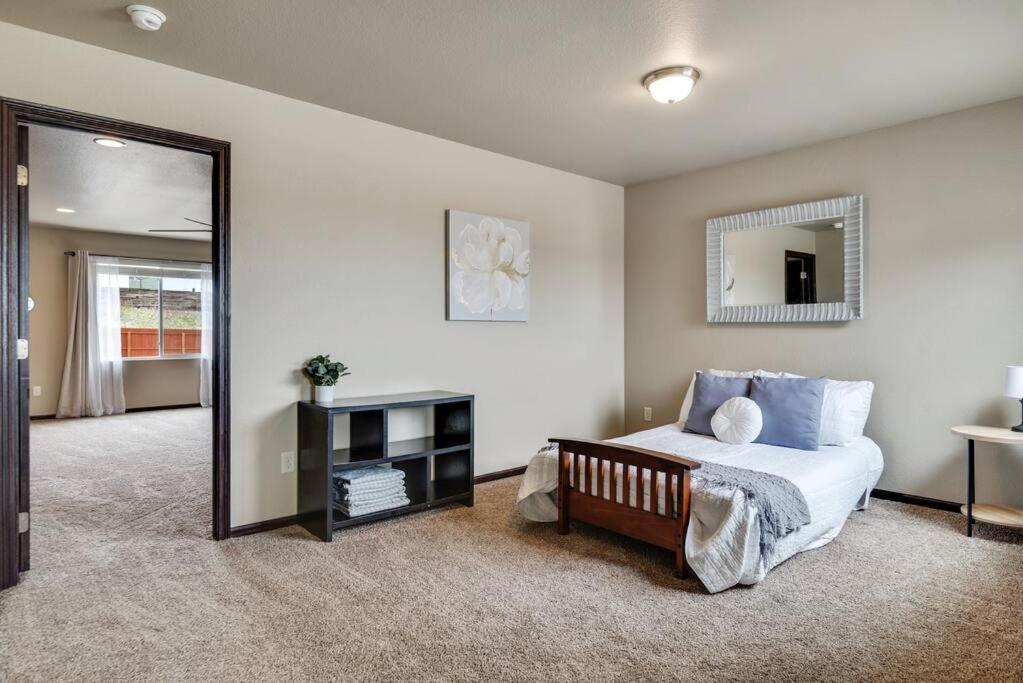 Large Home In The Most Convenient Location Rapid City Exterior photo